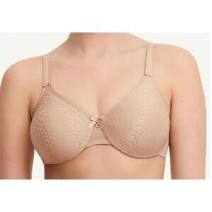 Chantelle Size 38D Magnifique Seamless‎ Unlined Minimizer - Nude Sand